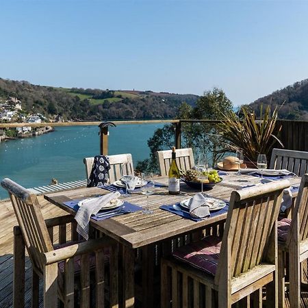 Uphigh - Elevated Family Home With Stunning River Views Dartmouth Ngoại thất bức ảnh