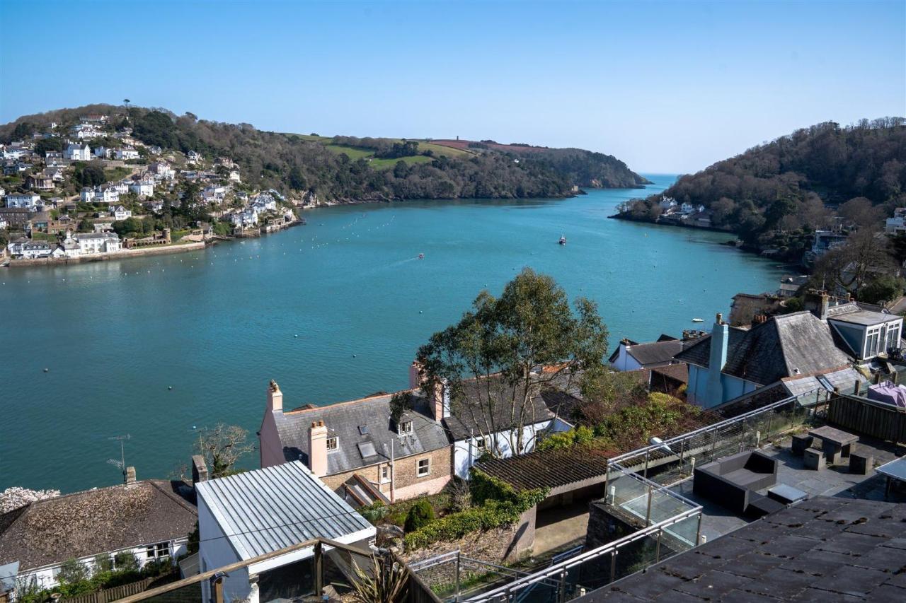 Uphigh - Elevated Family Home With Stunning River Views Dartmouth Ngoại thất bức ảnh